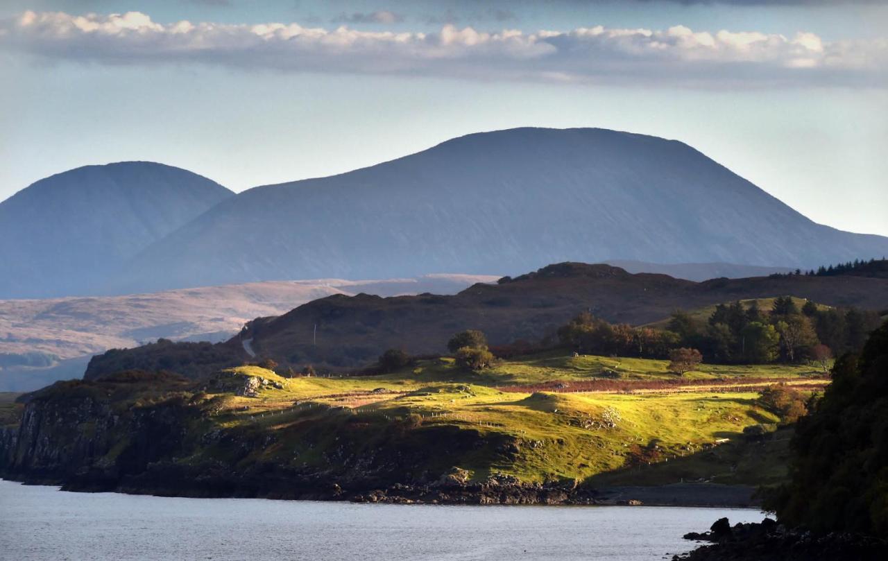 Skye Photo Centre Bed and Breakfast Camastianavaig Buitenkant foto