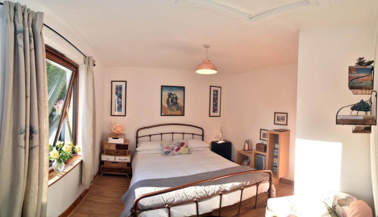 Skye Photo Centre Bed and Breakfast Camastianavaig Buitenkant foto